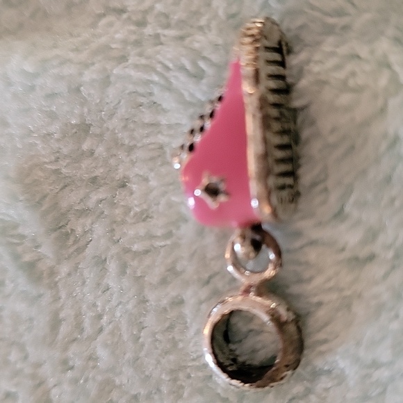 High Top Charm🧡 - Picture 4 of 5